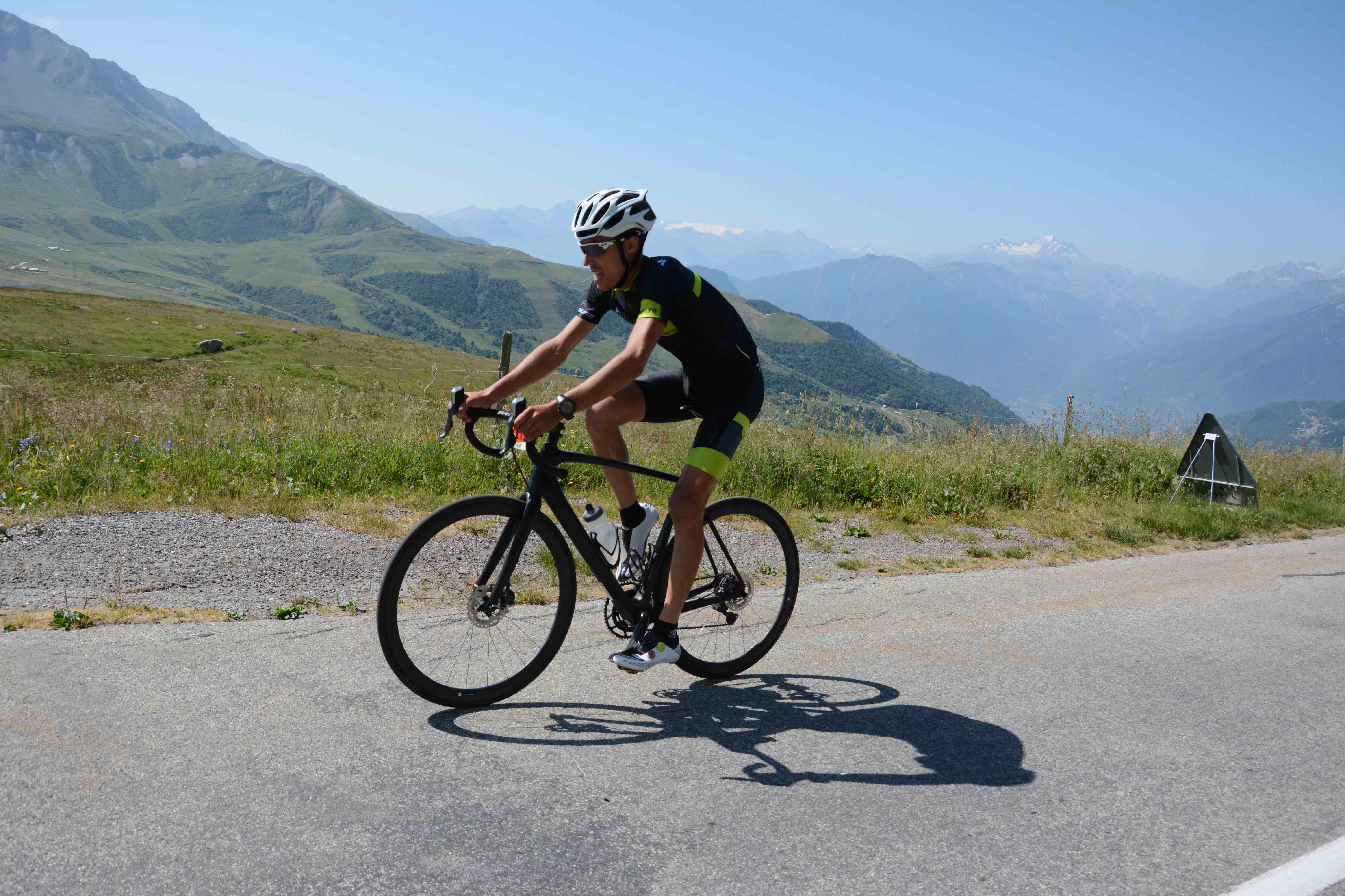 nicolas-raybaud-col-madeleine-cyclosportive-arvan-villards-specialized
