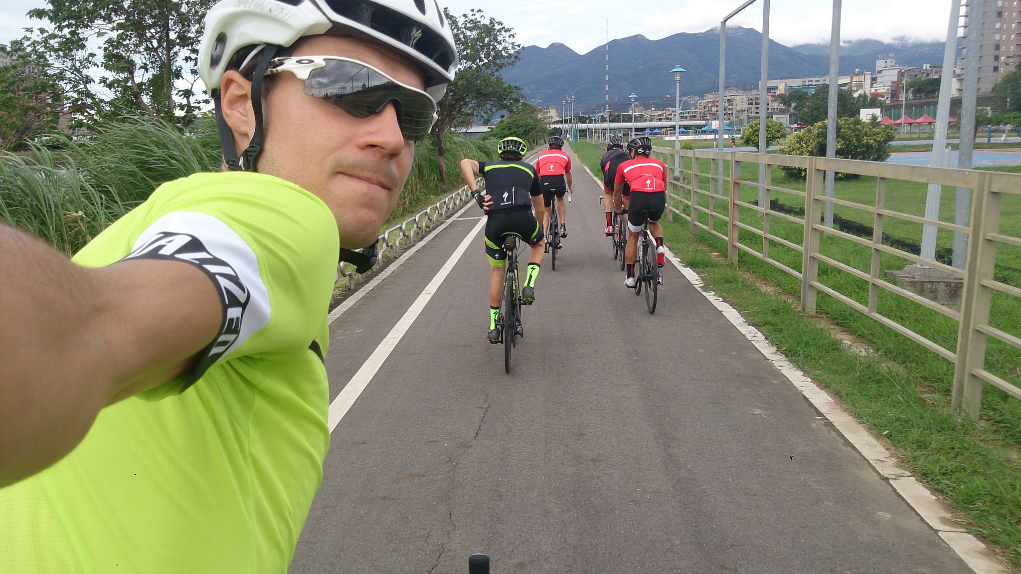 lunchride-taipei-specialized-taiwan
