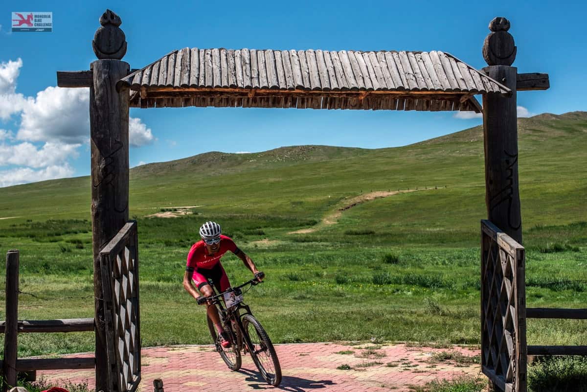 stage 5 mongolia bike challenge nicolas raybaud