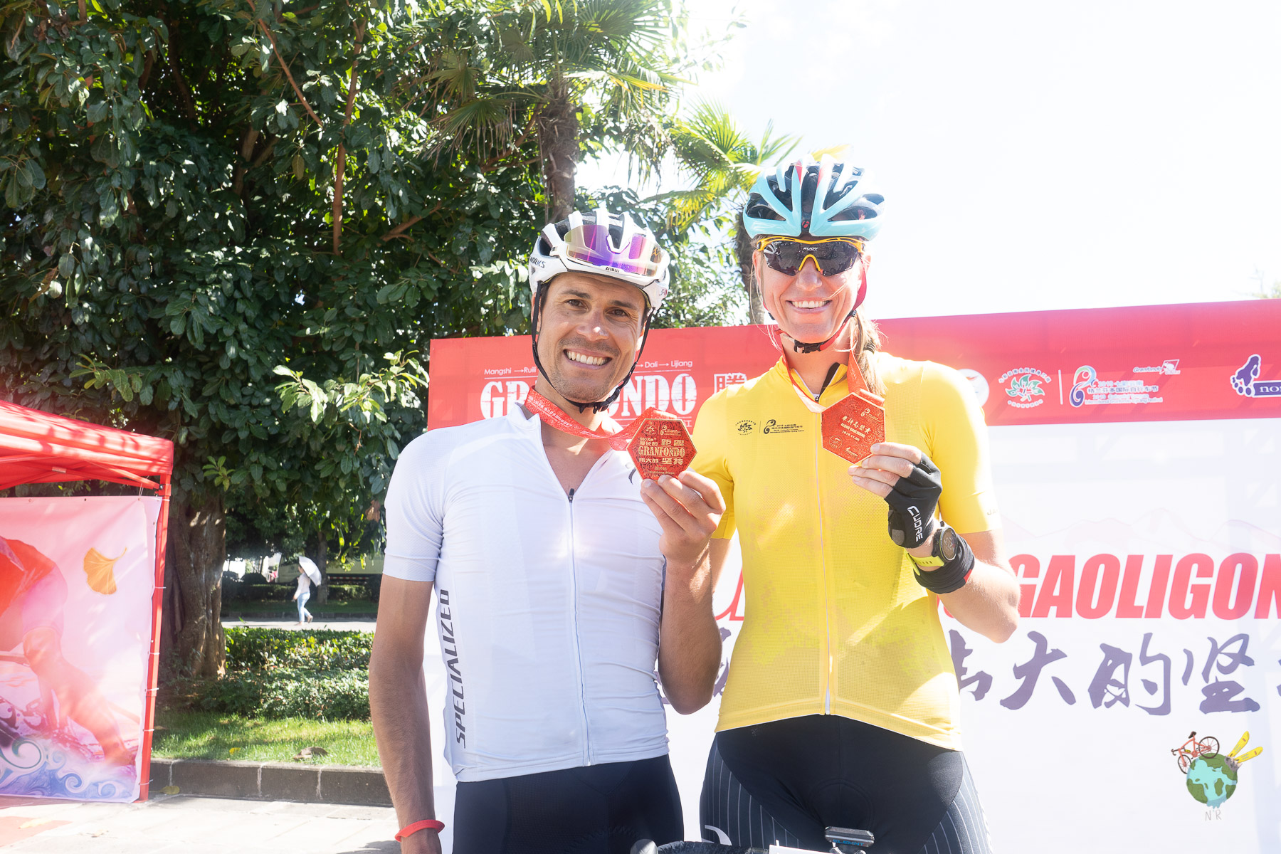 nicolas raybaud et annemieck sur le granfondo yunnan